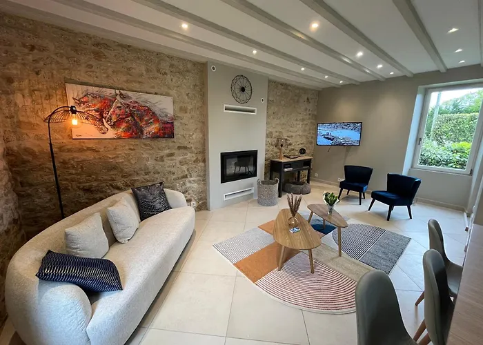 Les Maisons De Lessac *